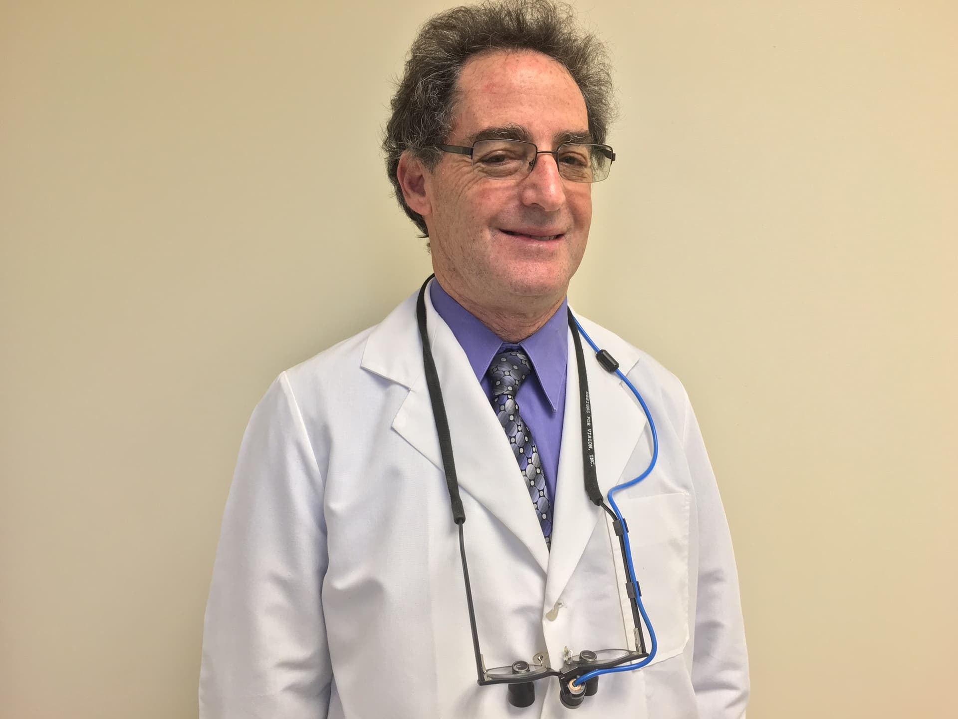 Dr. Nathan Shapiro, DMD, periodontist in Ventura, CA
